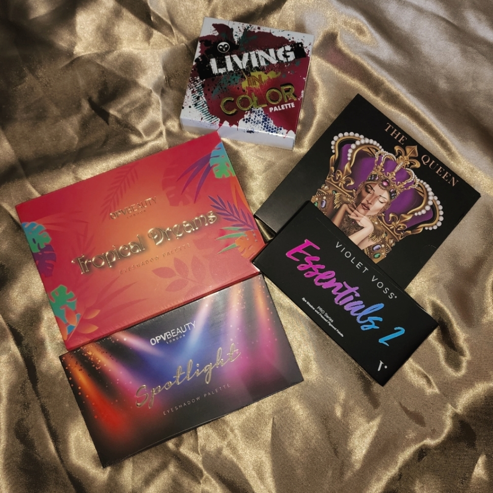 Eyeshadow makeup bundle